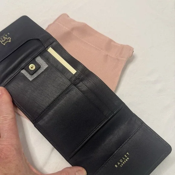 RADLEY London Heritage Dog leather bi-foldwomen's wallet + Dust bag BLACK - Picture 3 of 7